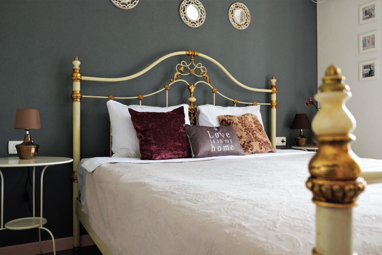 Апарт-отели Apartment Mint&Rose Рисан