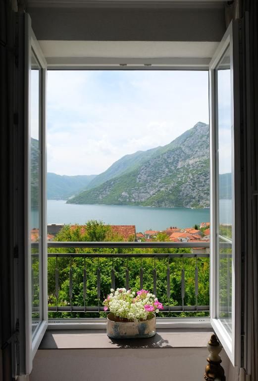 Апарт-отели Apartment Mint&Rose Рисан