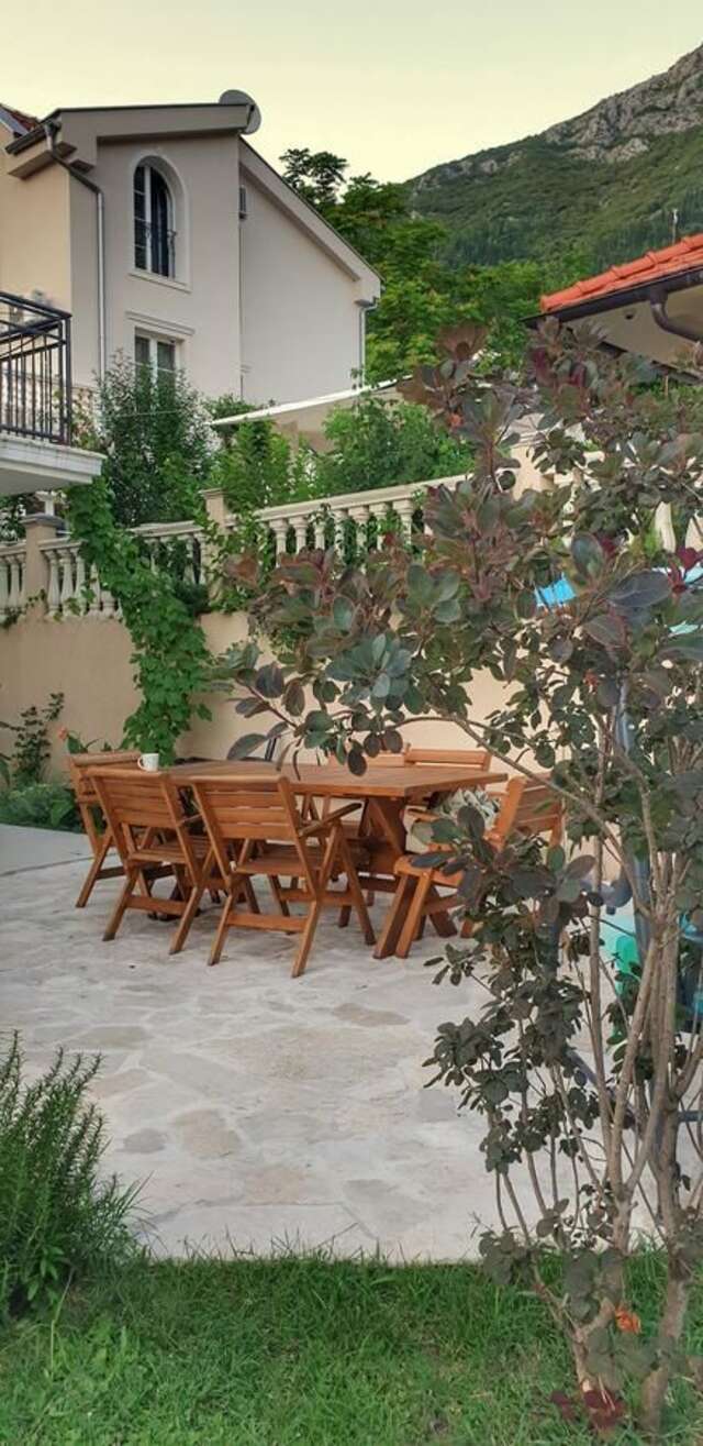 Апарт-отели Apartment Mint&Rose Рисан-12